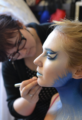 body painting visage bleu Free Spirit studio